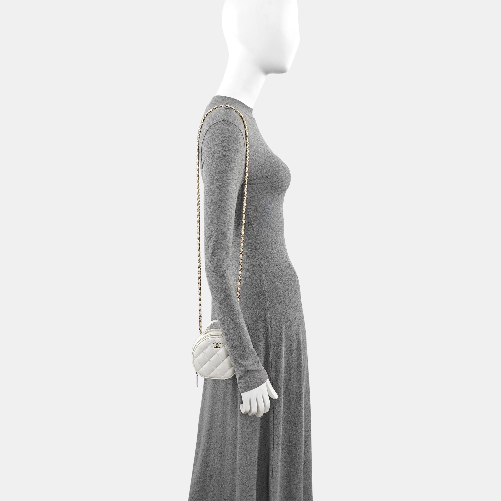 ROUND Quilted Lambskin White