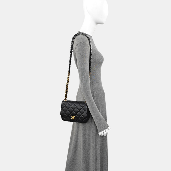 CLASSIC FLAP Mini Quilted Lambskin Black
