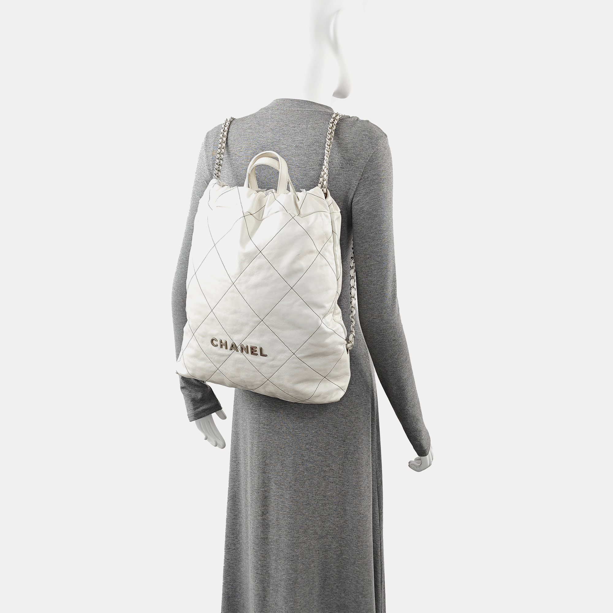 CHANEL 22 Large Quilted Calfskin White