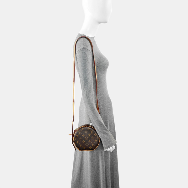 BOITE CHAPEAU PM Monogram Coated Canvas Brown