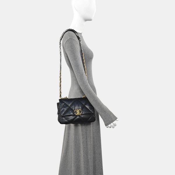 CHANEL 19 Small Quilted Lambskin Black