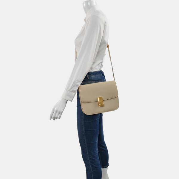 Authenticated pre-owned  CLASSIC BOX Medium Calfskin Beige - Shoulder Bag at Looply
