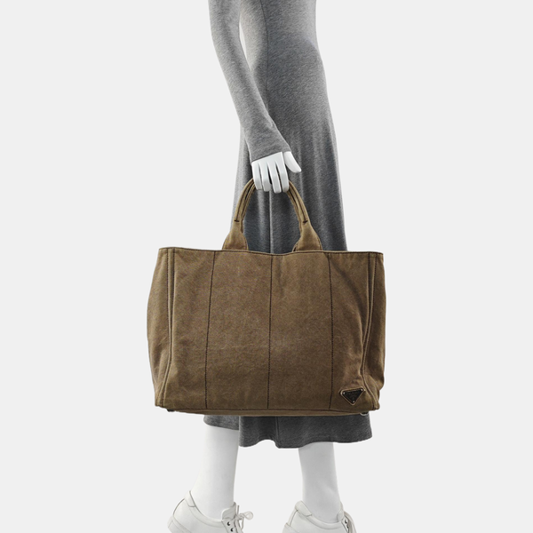 Quilted Canvas Tote Bag Brown