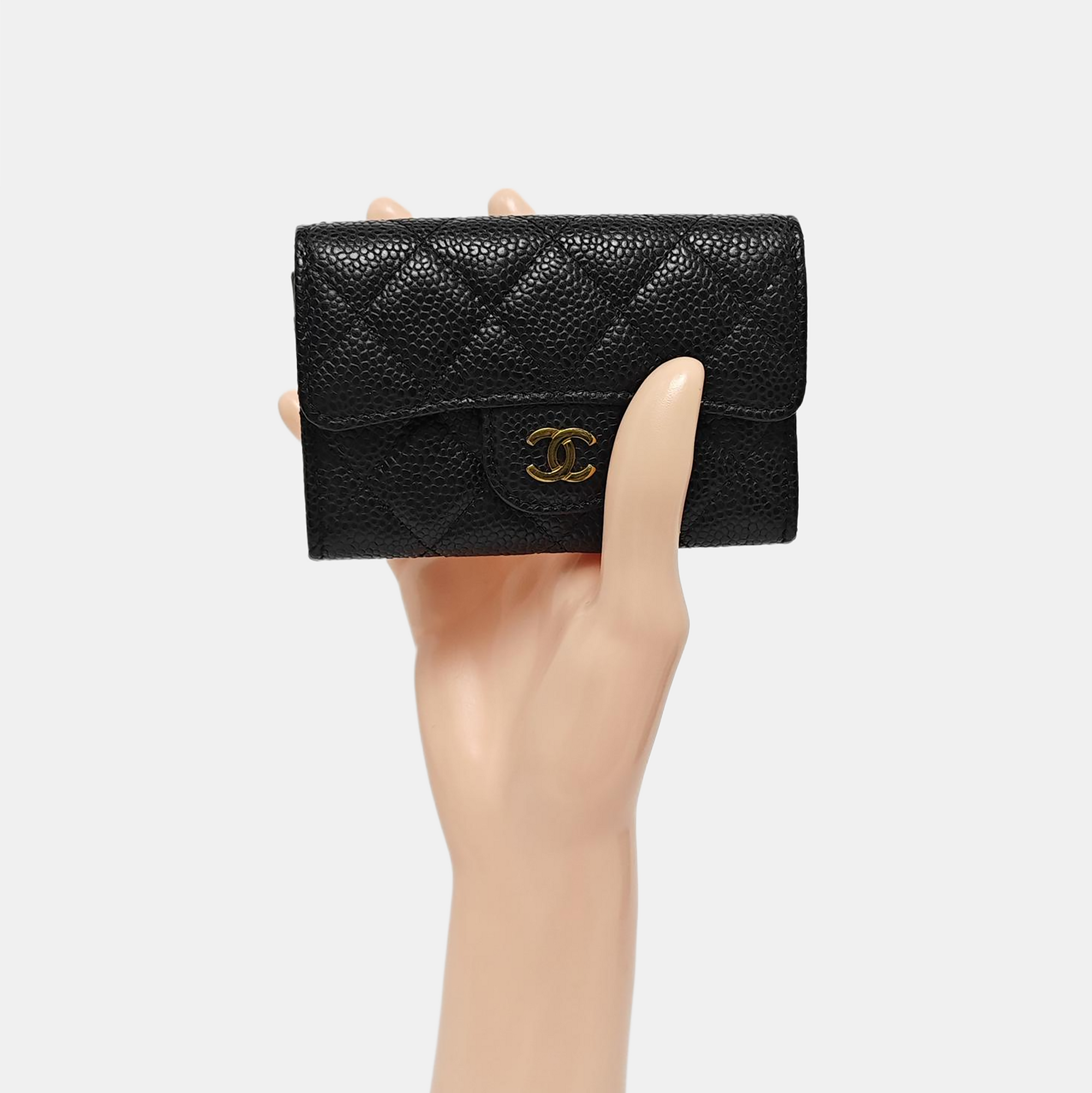 Authenticated pre-owned  CLASSIC FLAP Quilted Grained Calfskin Black Wallet - Wallet at Looply