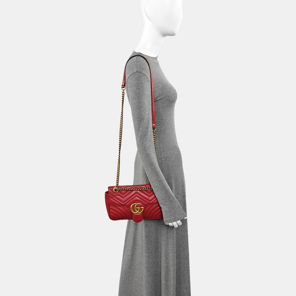 GG Marmont Medium Quilted Calfskin Red