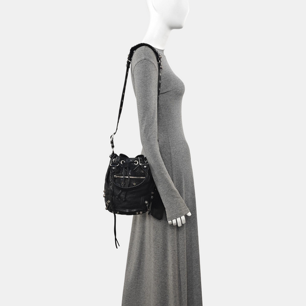 Pompon Bag Calfskin Black