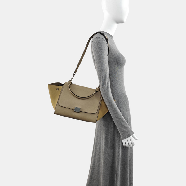 TRAPEZE Small Calfskin Beige