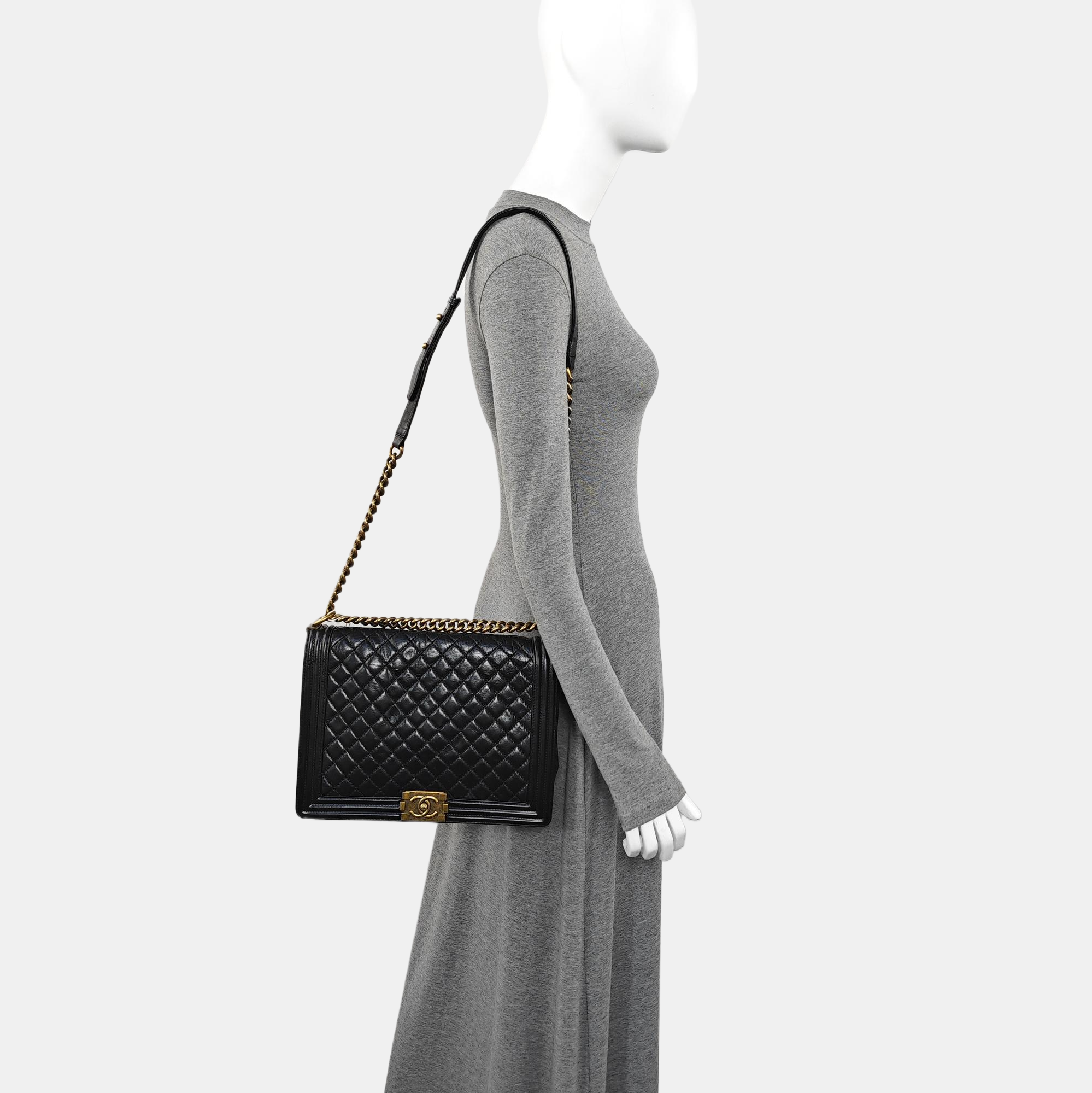 BOY CHANEL Maxi Quilted Calfskin Black