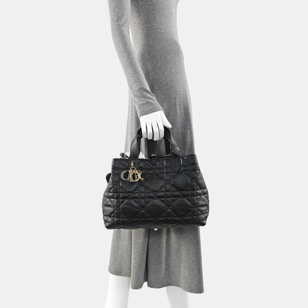 Toujours Medium Cannage Calfskin Black