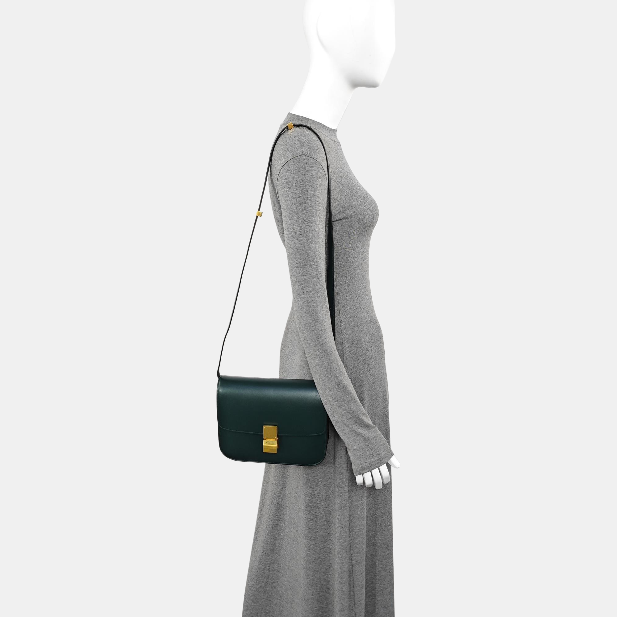 CLASSIC BOX Medium Calfskin Green