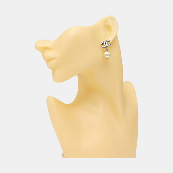 CC Logo Metal Silver Stud Earrings