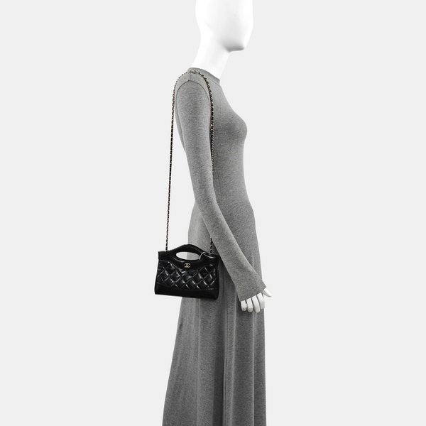 CHANEL 31 Quilted Lambskin Black