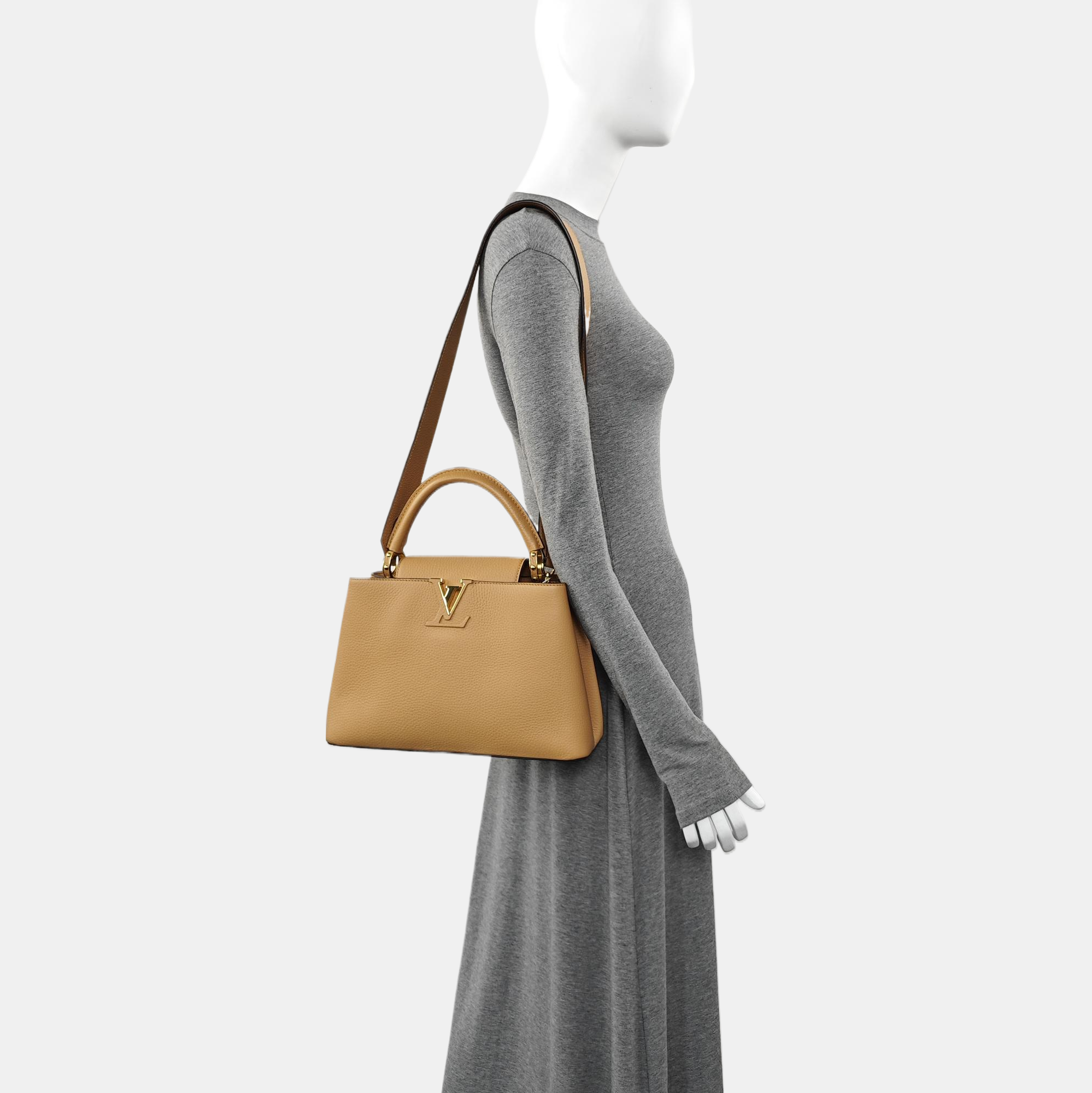 CAPUCINES MM Calfskin Beige