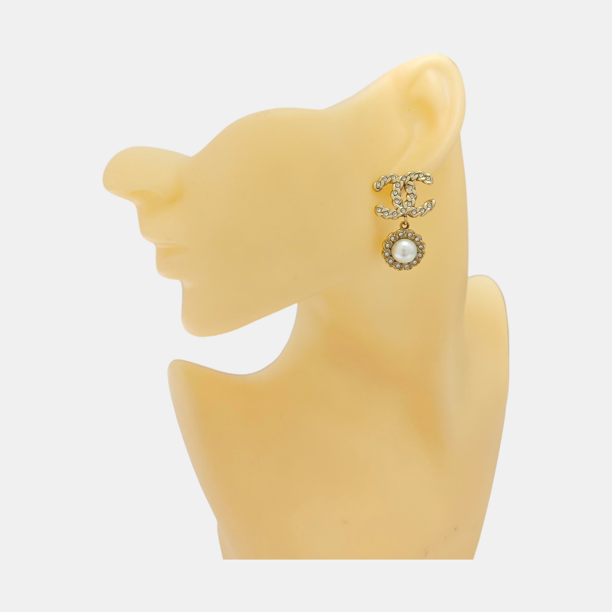 Metal Gold Stud Earrings