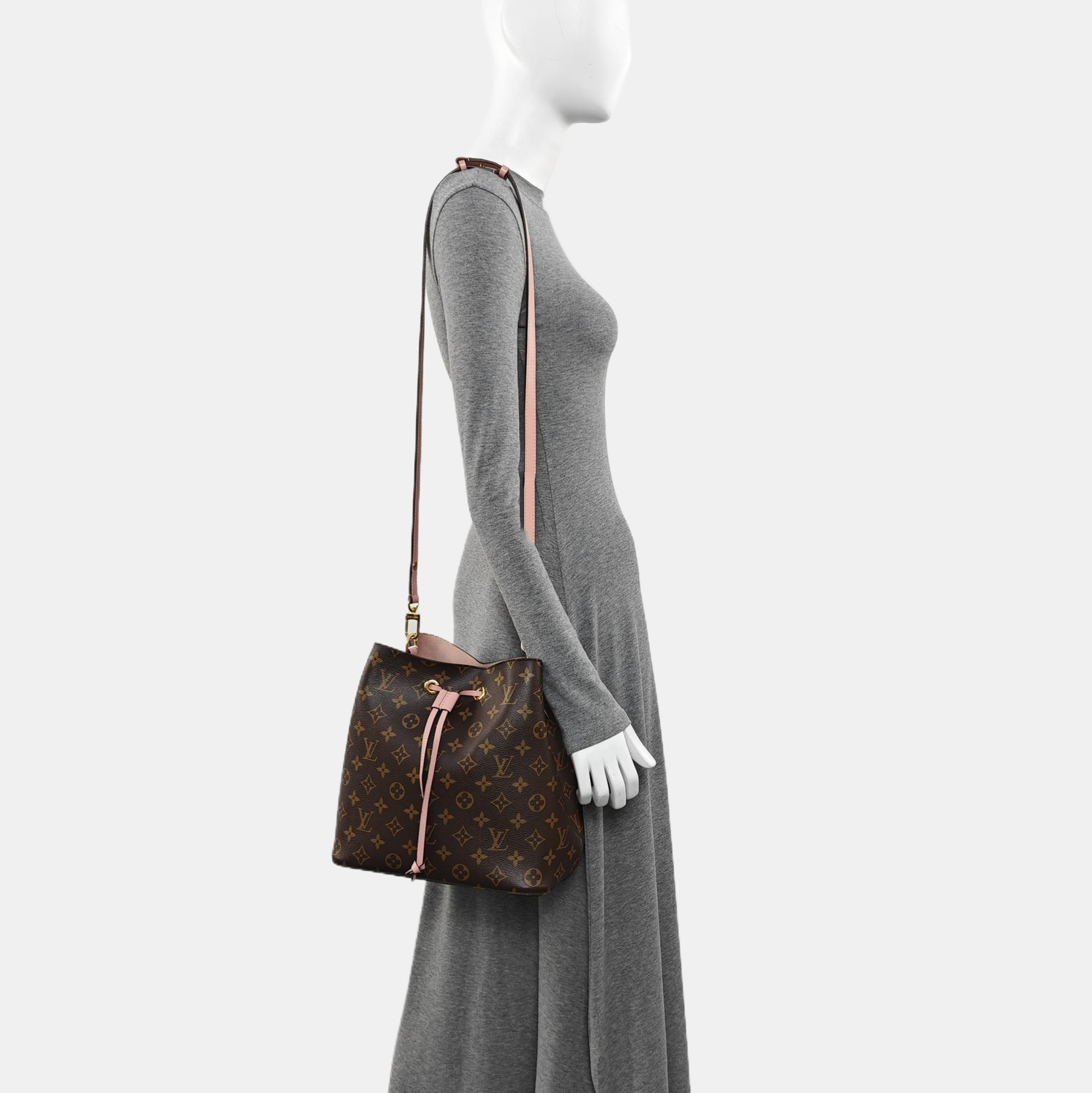 NÉONOÉ MM Monogram Coated Canvas Brown