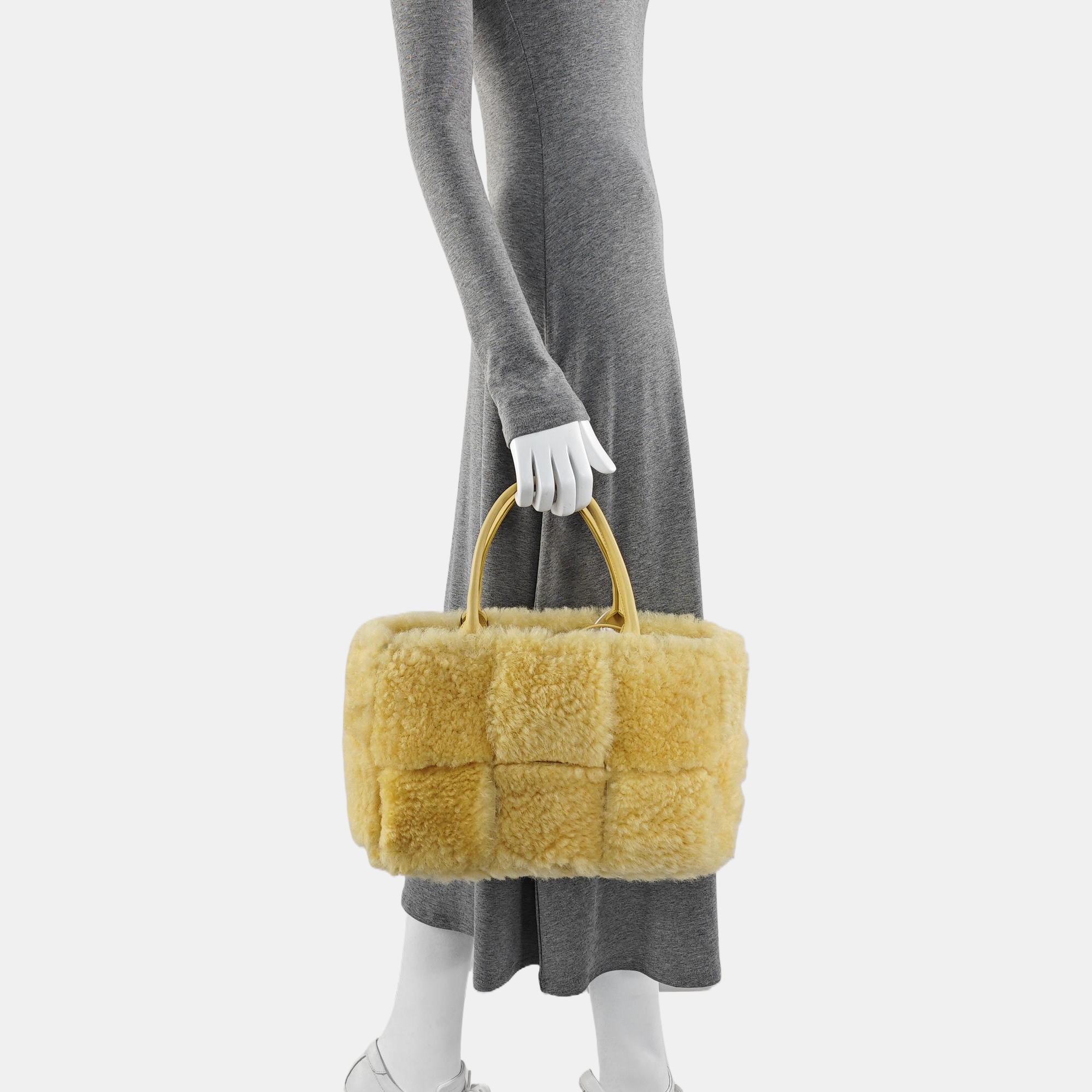 Authenticated pre-owned  Arco Sheepskin Yellow - Tote Bag at Looply
