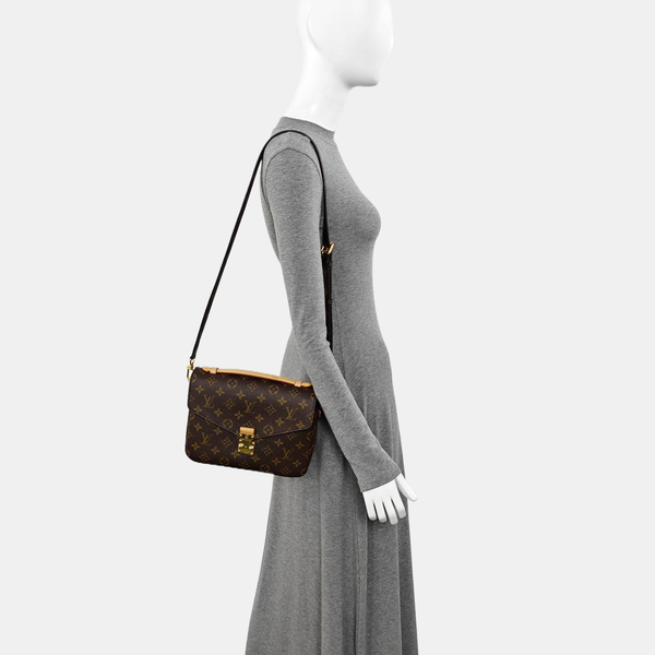 MÉTIS MM Monogram Coated Canvas Brown