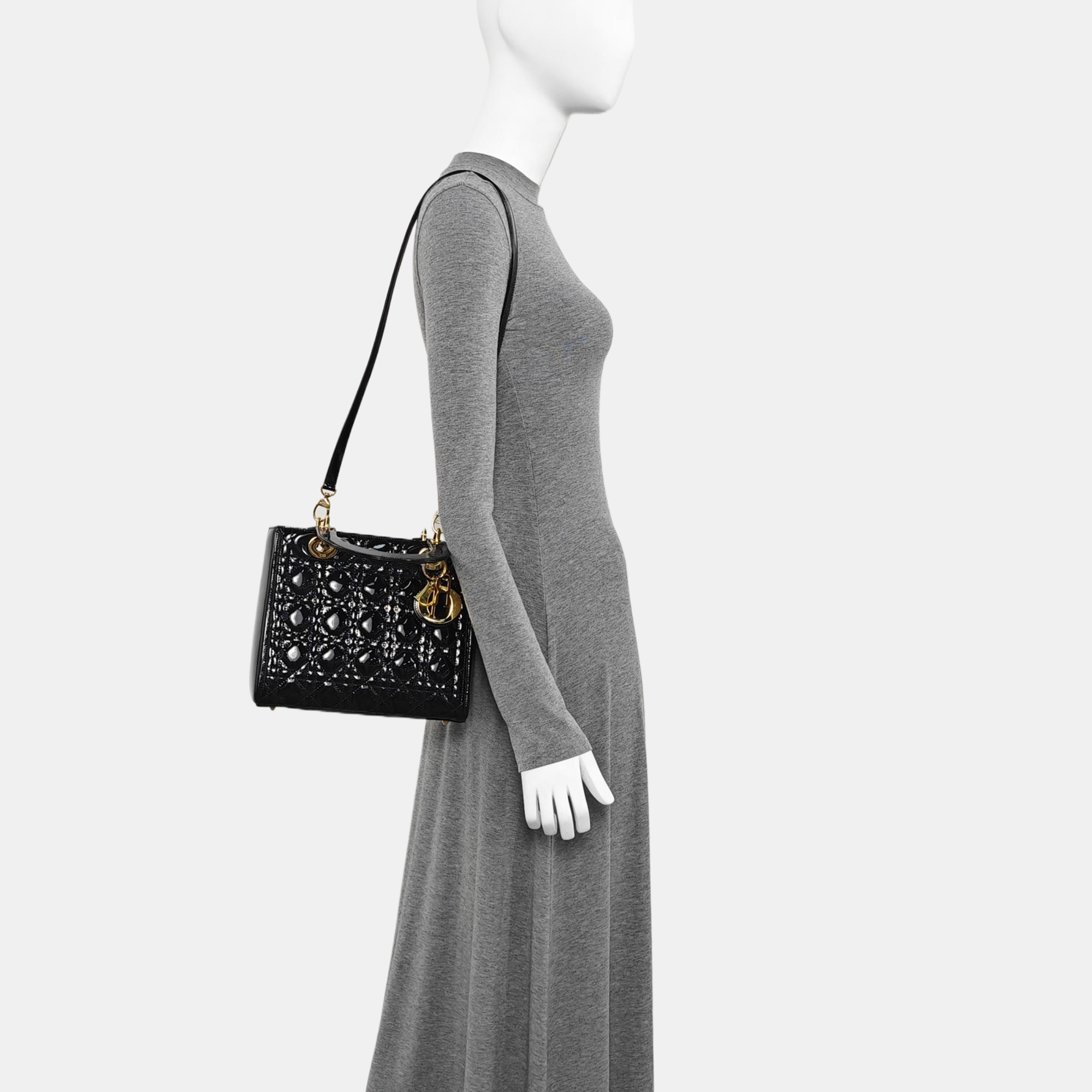 Lady Dior Medium Cannage Patent Leather Black