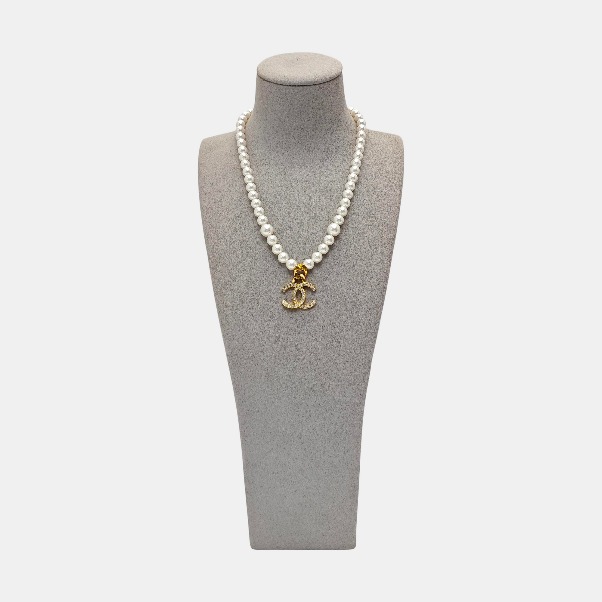 Metal White Necklace