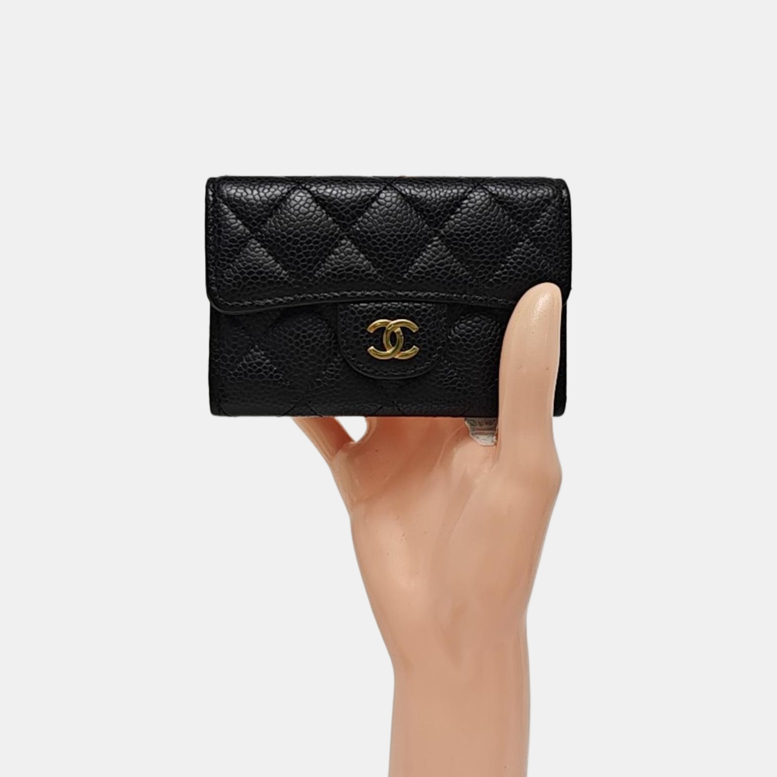 CLASSIC FLAP Quilted Grained Calfskin Black Card Holder