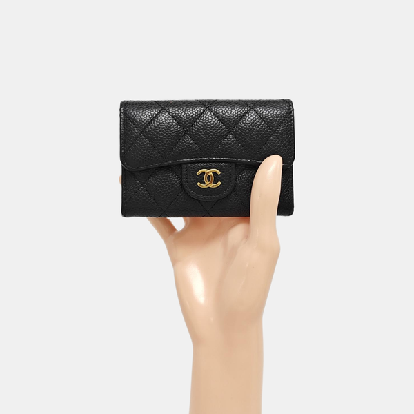 CLASSIC FLAP Quilted Grained Calfskin Black Card Holder