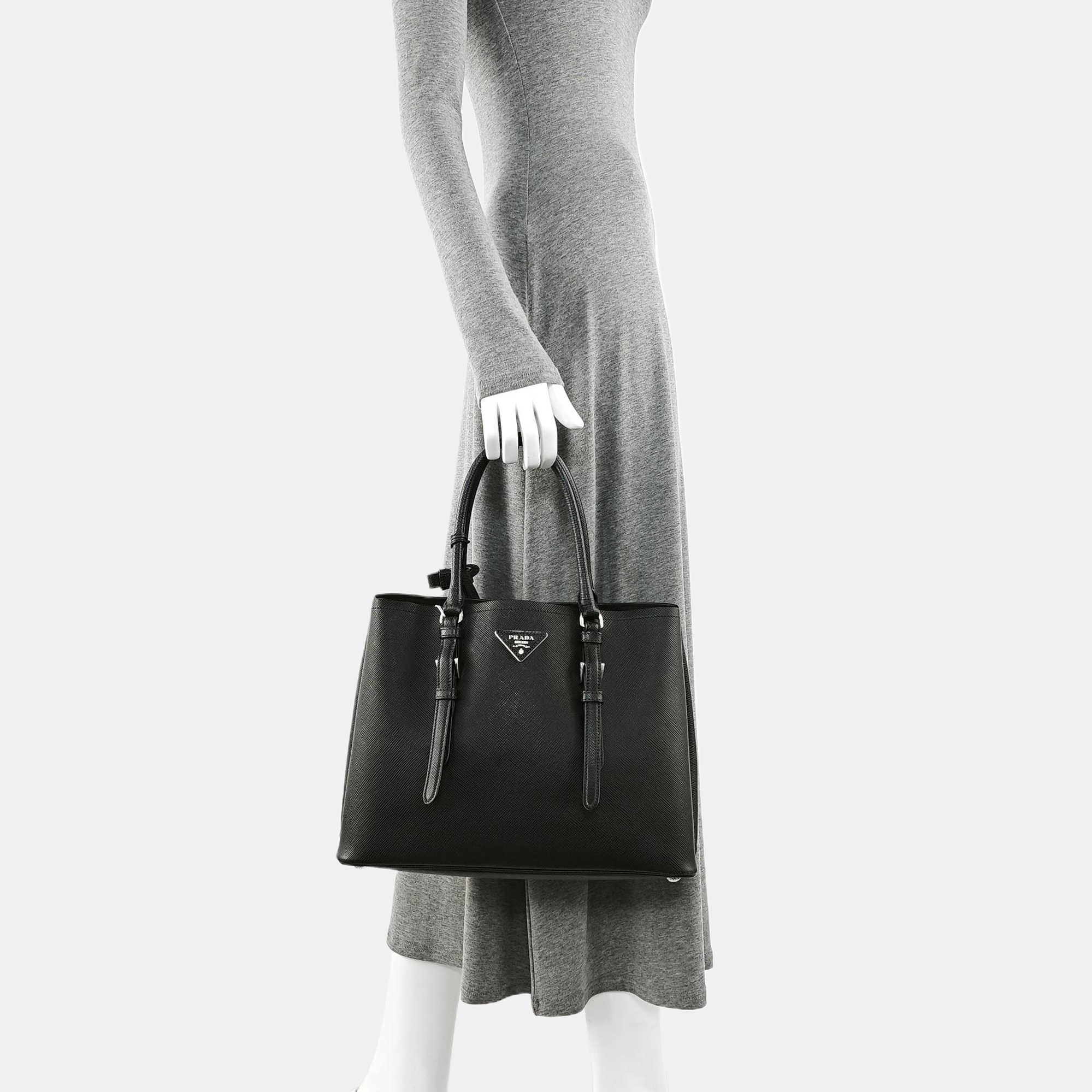 Double Medium Calfskin Black
