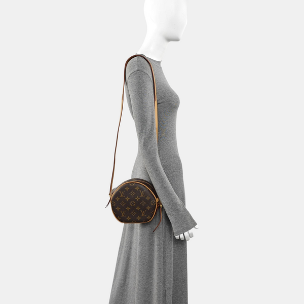 BOITE CHAPEAU PM Monogram Coated Canvas Brown