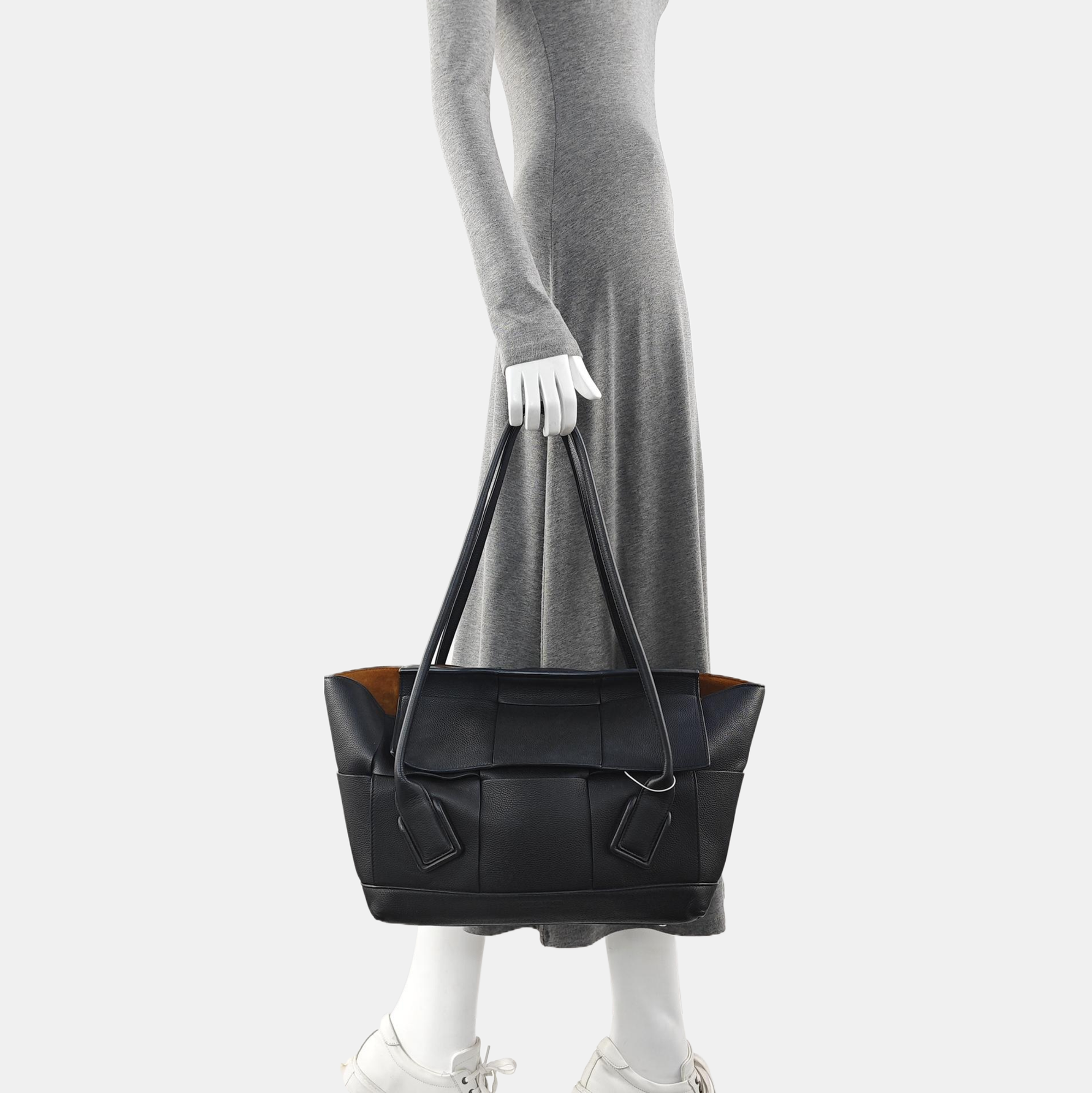 Arco Small Calfskin Black