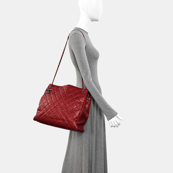 Quilted Grained Calfskin Tote Bag Red