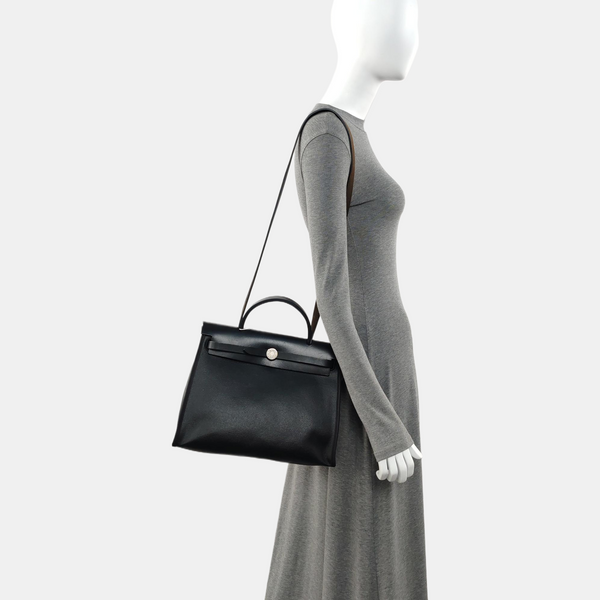 Herbag 31 Coated Canvas Black