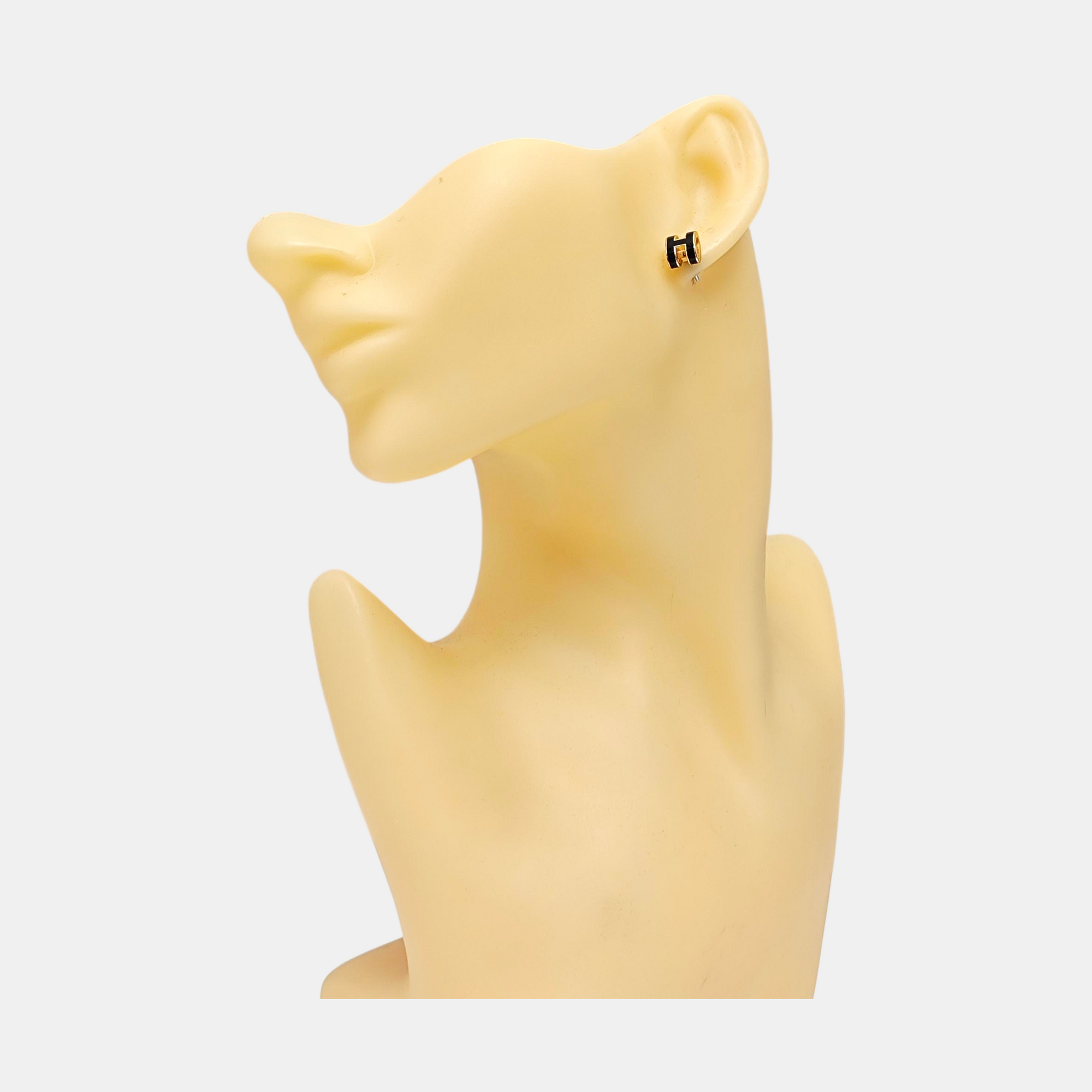 Pop H Metal Gold Stud Earrings