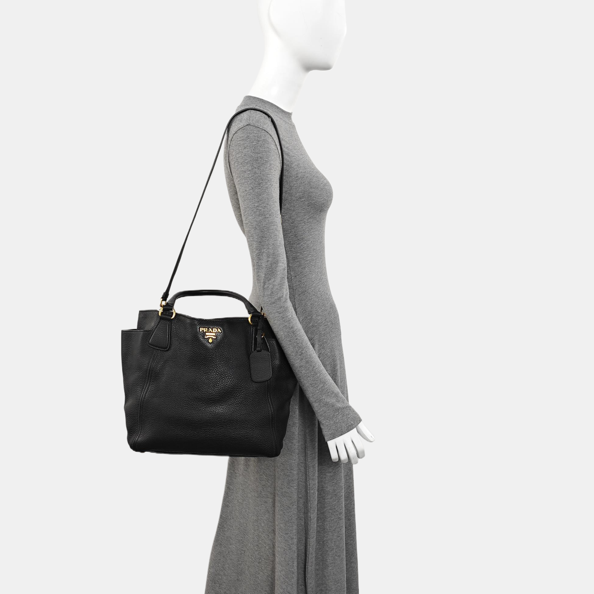 Vitello Daino Calfskin Black