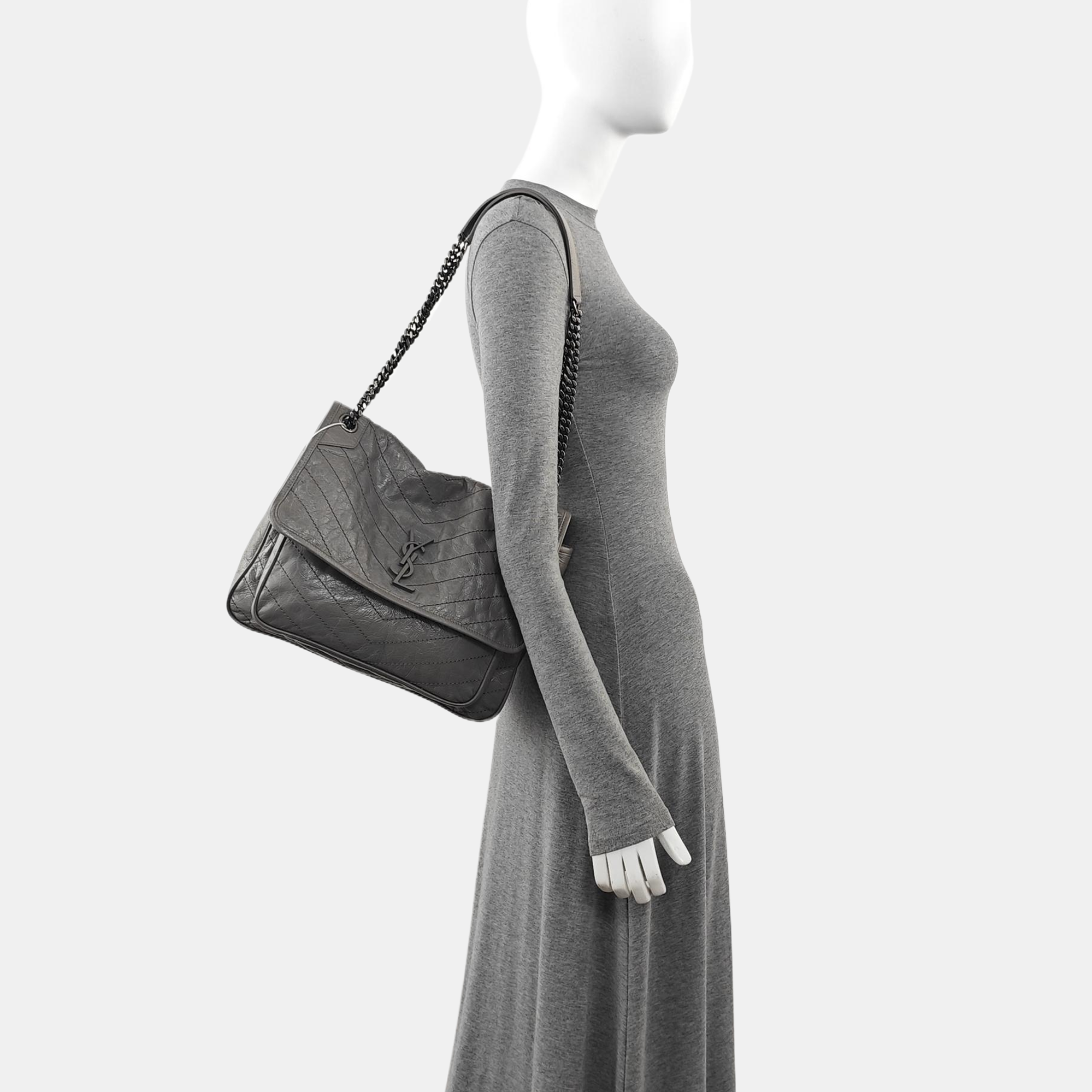 NIKI Large Chevron Calfskin Gray