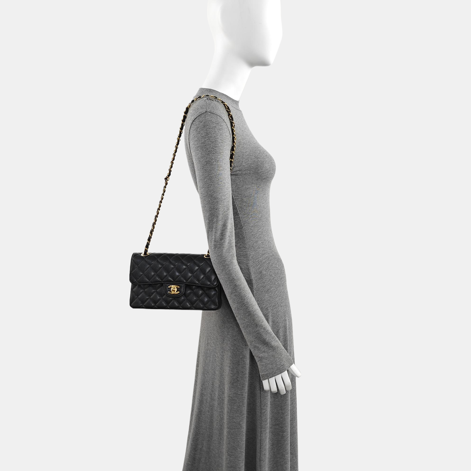 CLASSIC FLAP Small Quilted Grained Calfskin Black