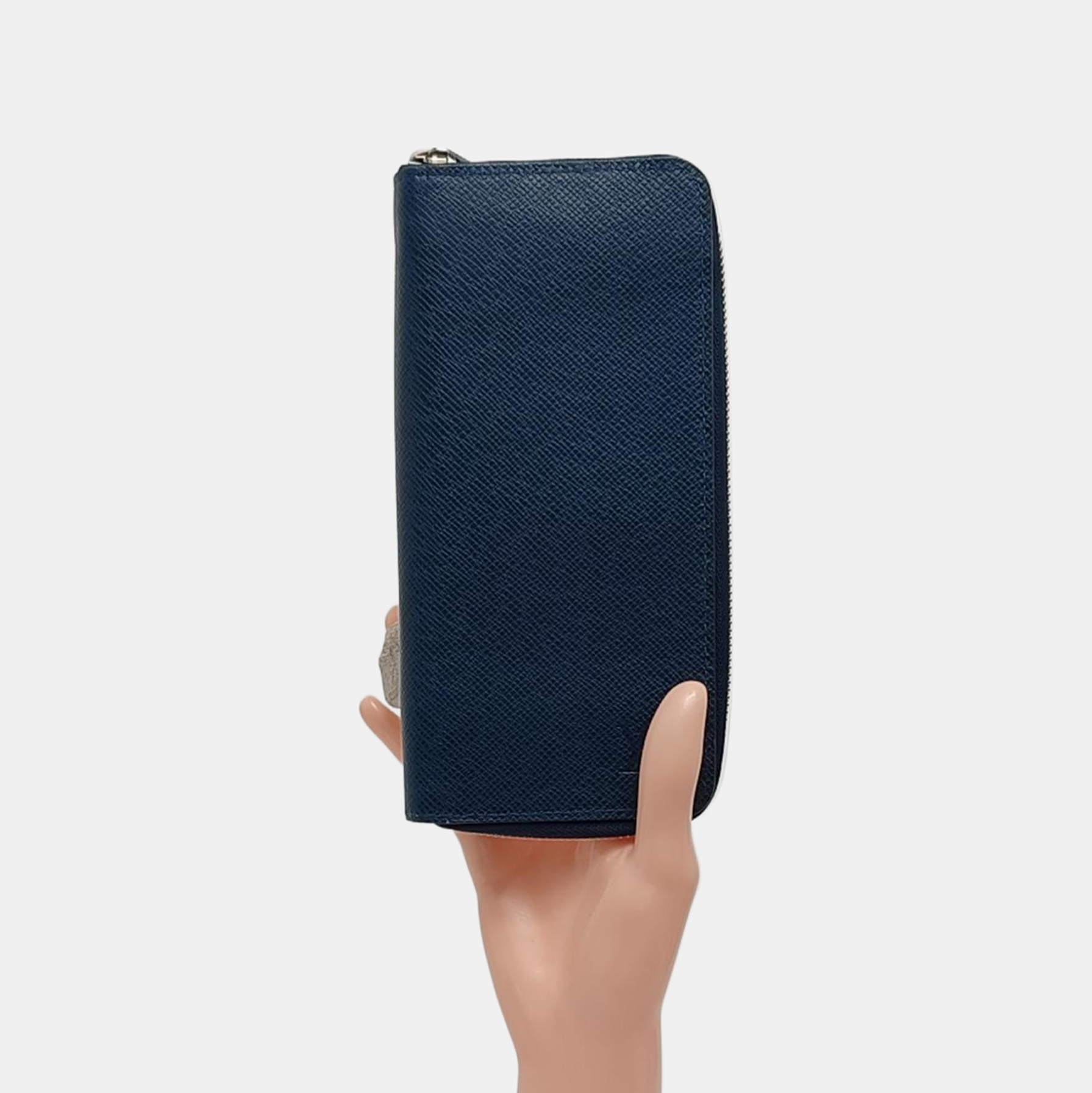 ZIPPY Calfskin Blue Wallet