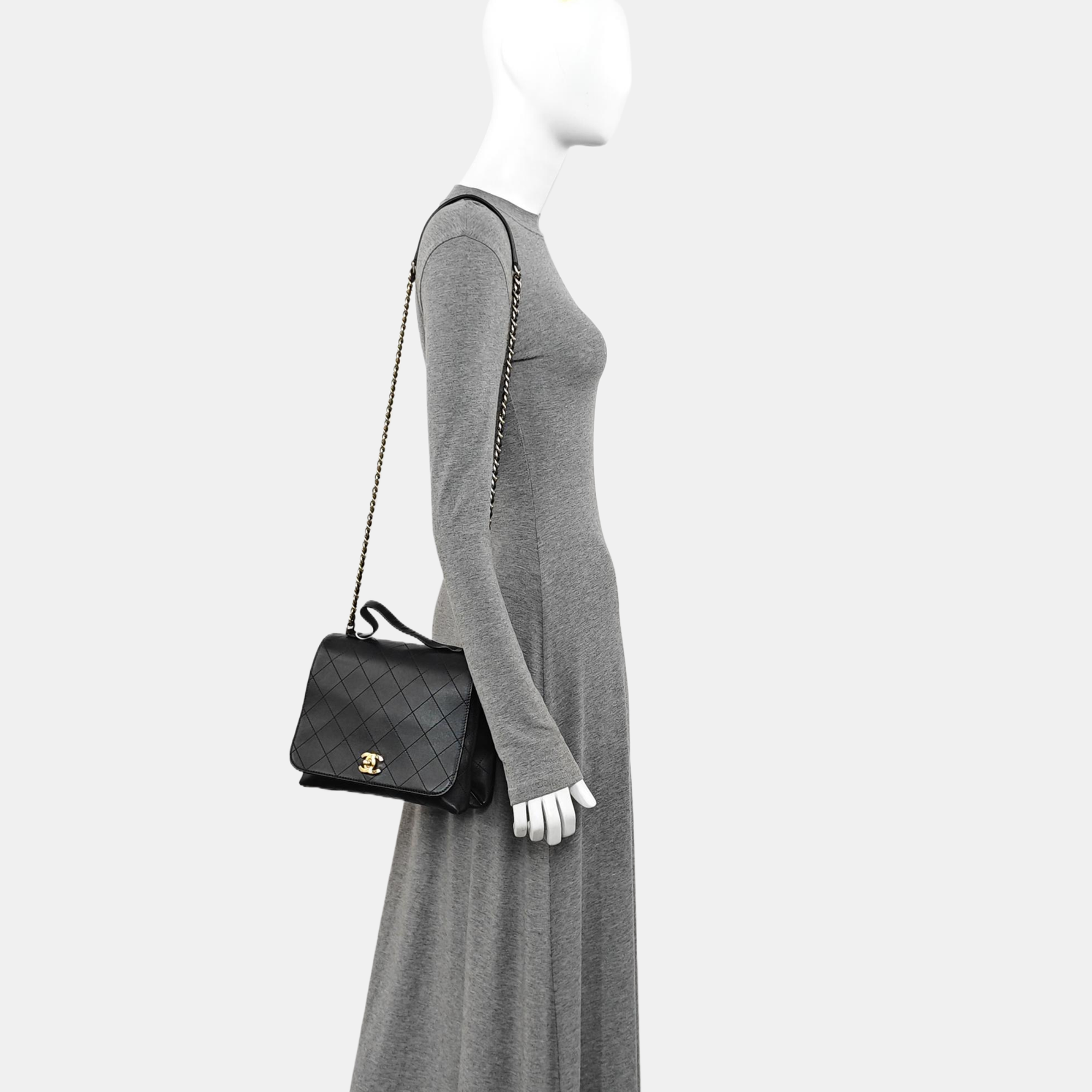 Quilted Calfskin Shoulder Bag Black