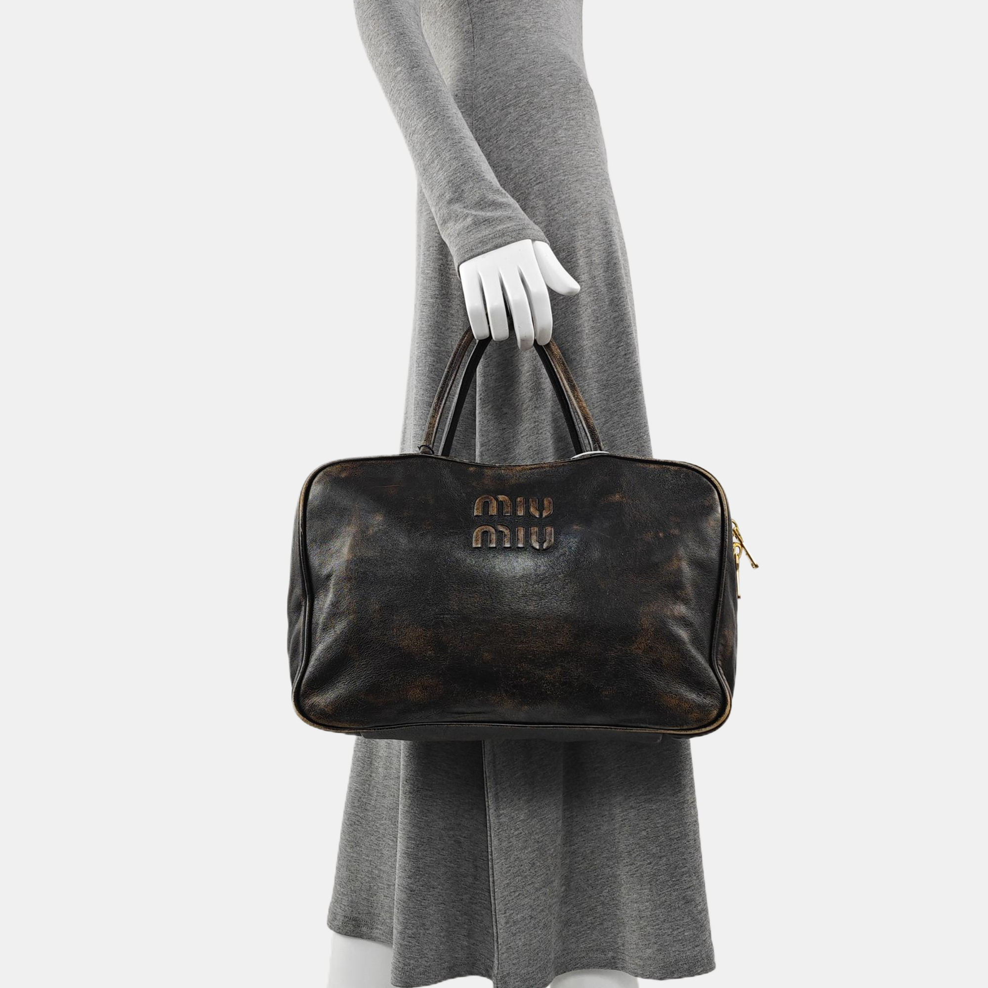 Authenticated pre-owned  Beau Large Calfskin Brown - Top Handle Bag at Looply