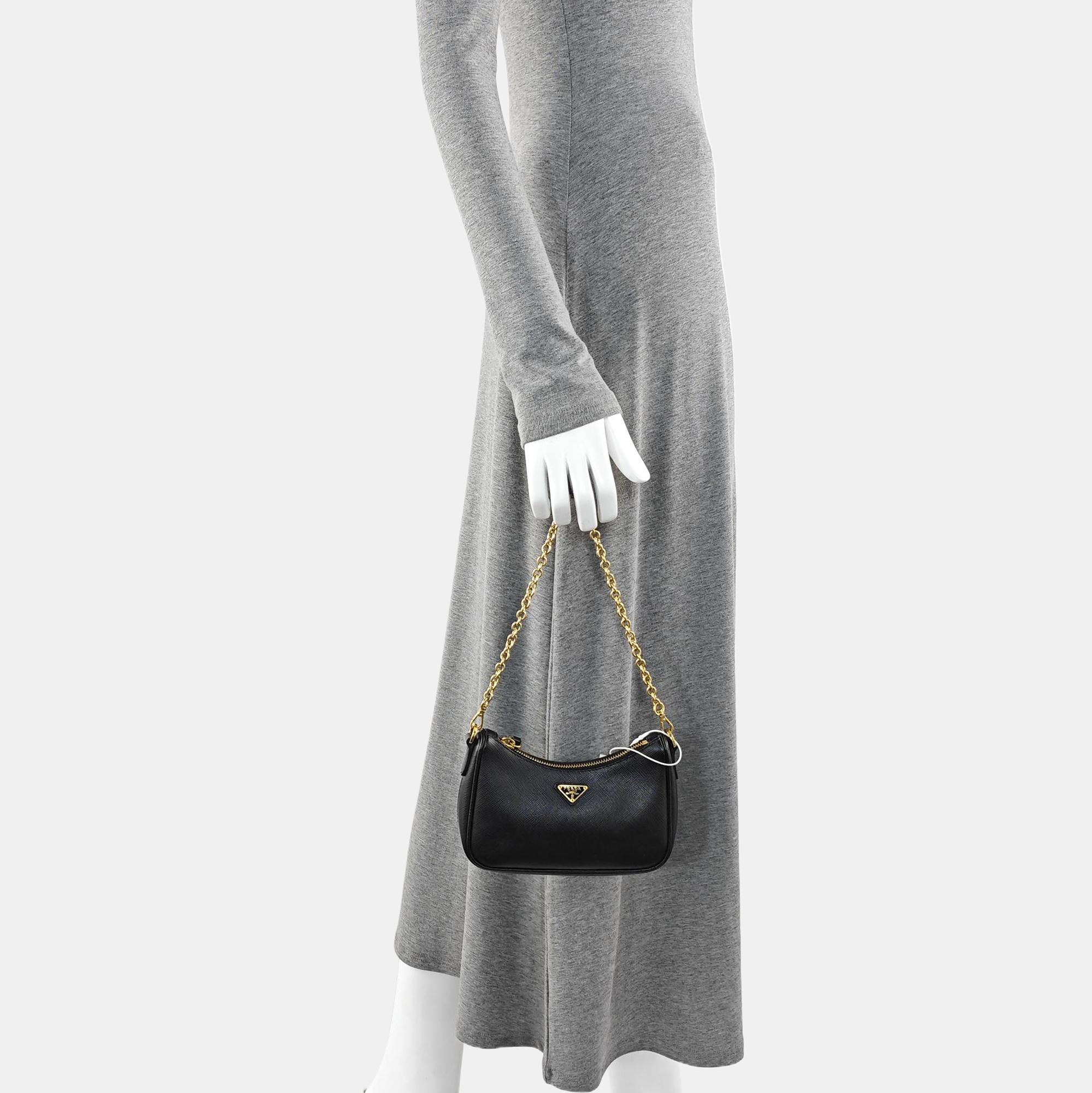 Re-Edition2005 Saffiano Calfskin Black