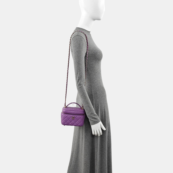 VANITY CASE Quilted Grained Calfskin Purple