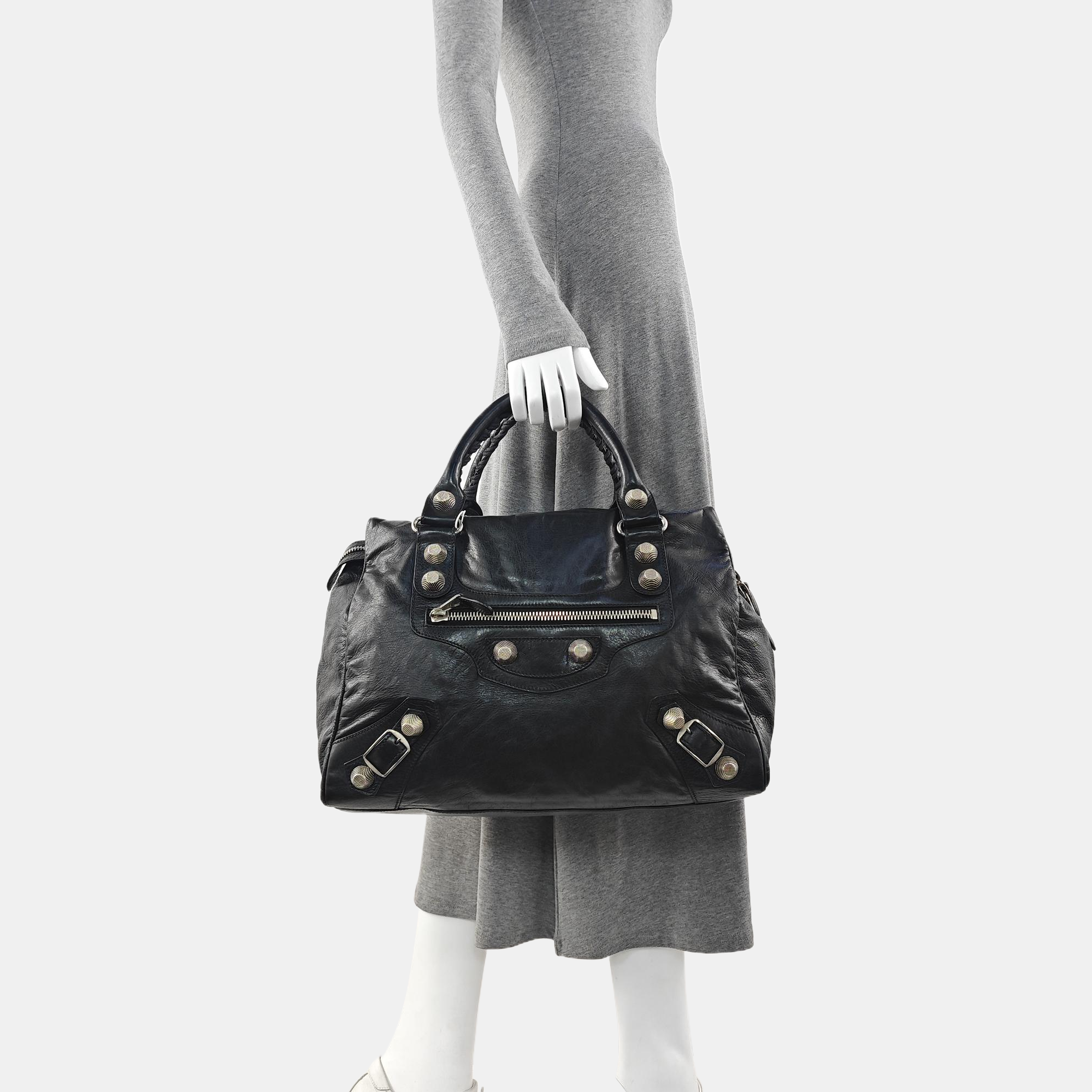 Classic City Medium Lambskin Black