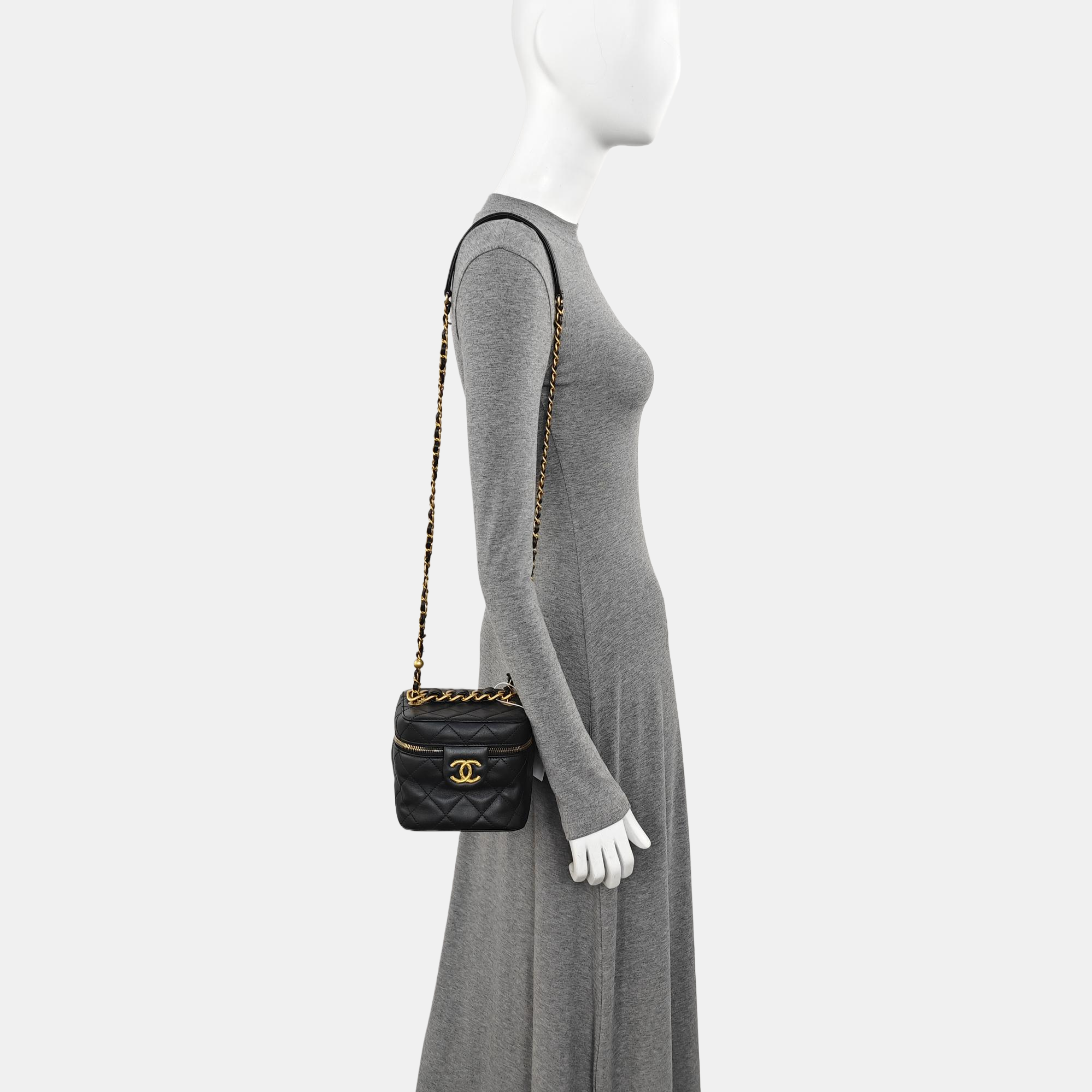 Quilted Calfskin Shoulder Bag Black