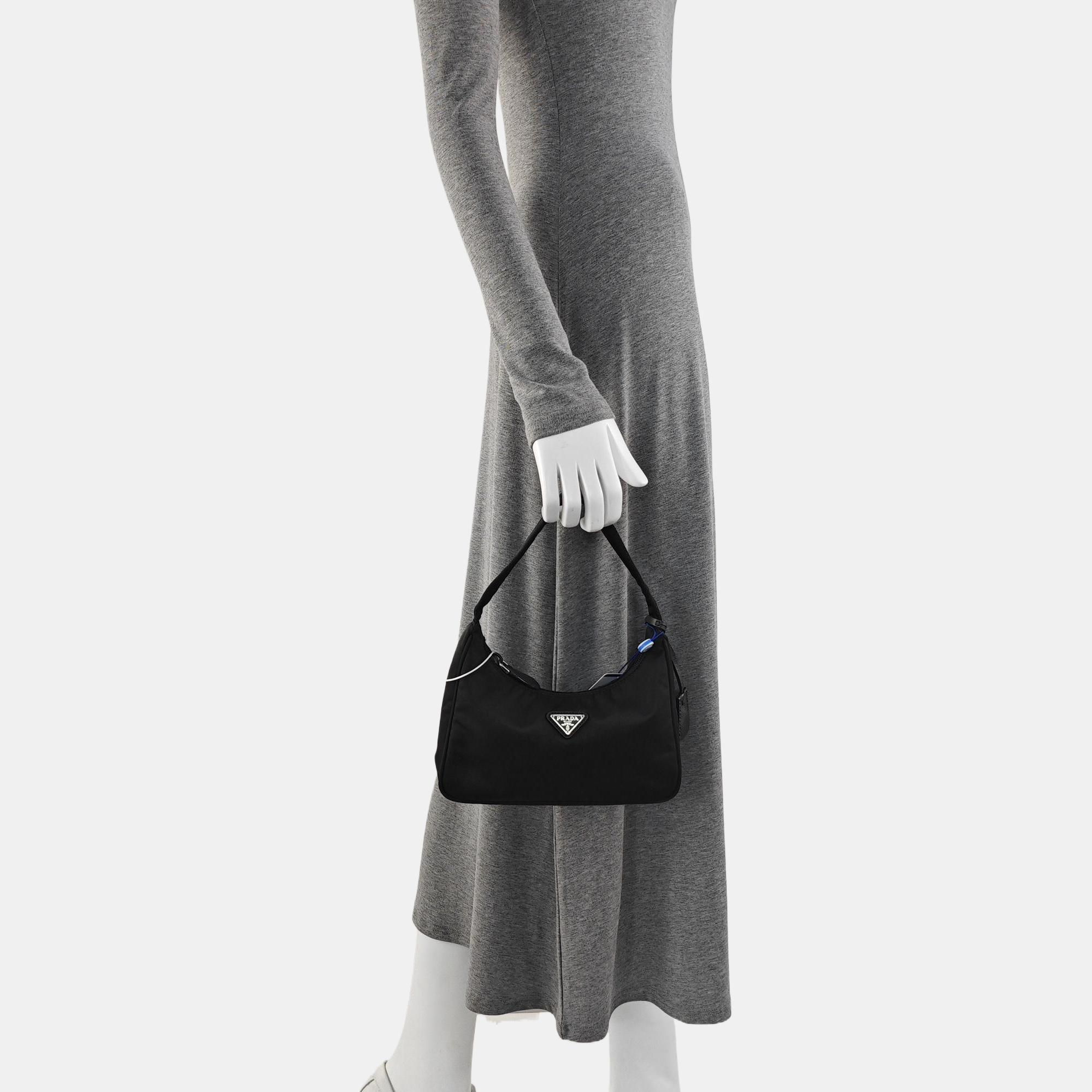Re-Edition2000 Mini Nylon Black