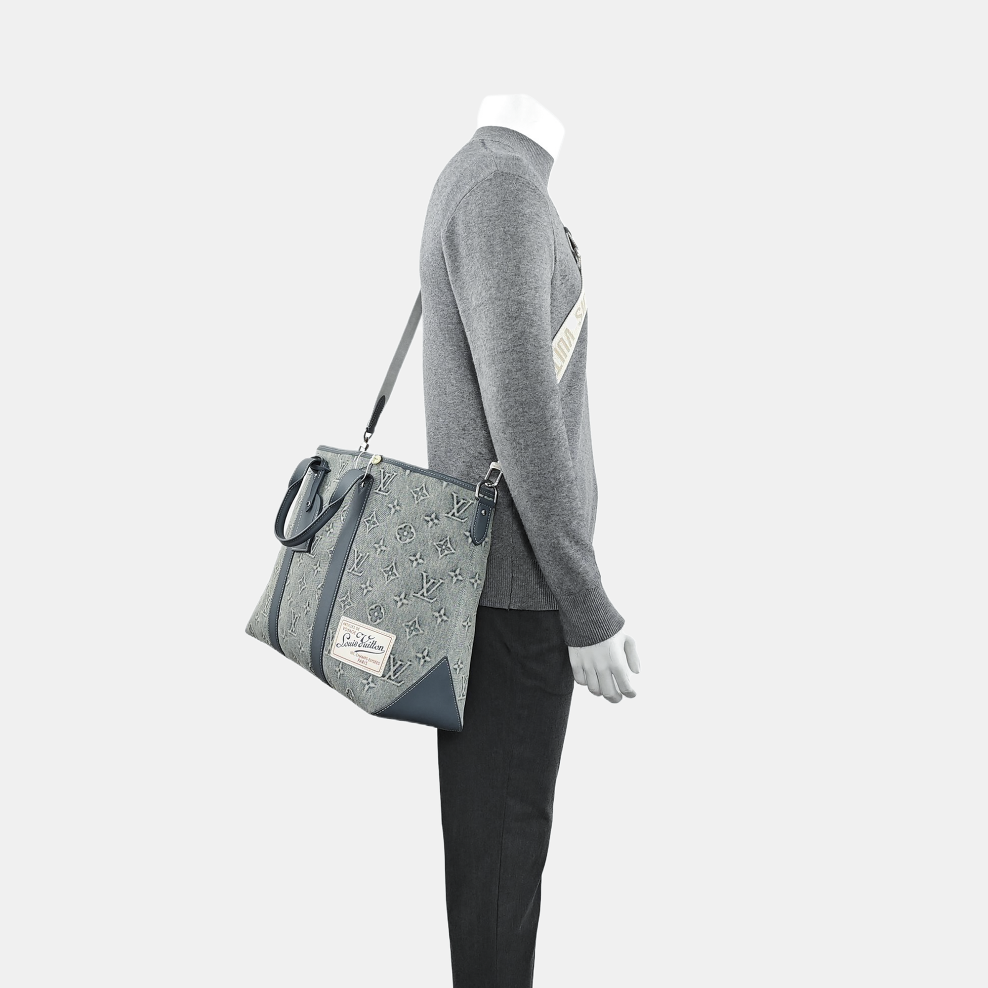 WEEK-END Monogram Canvas Blue