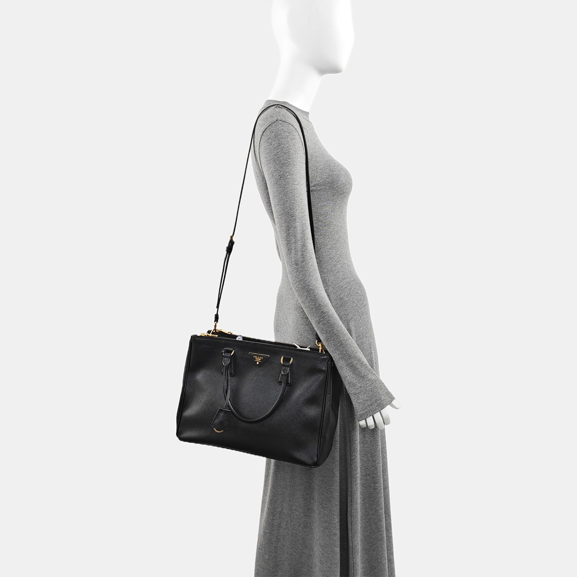 Galleria Large Saffiano Calfskin Black