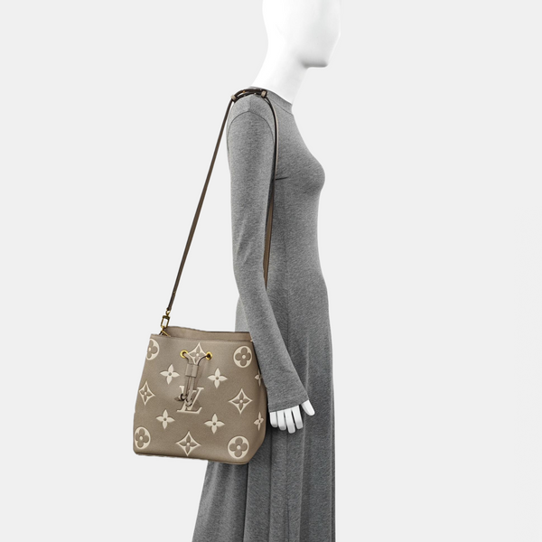 NÉONOÉ MM Calfskin Gray