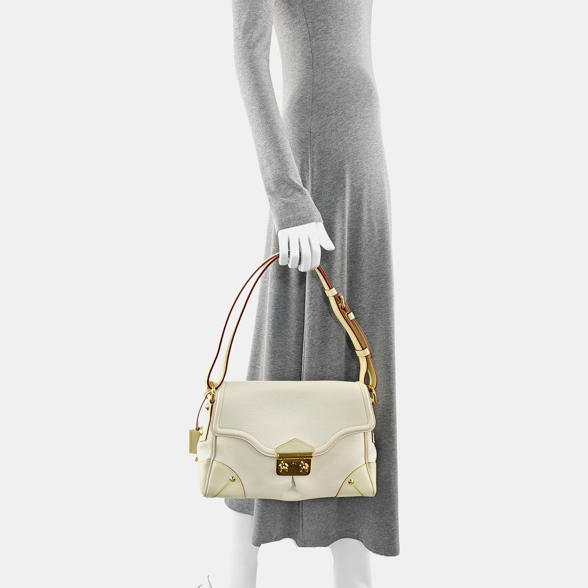L'ESSENTIEL Lambskin White