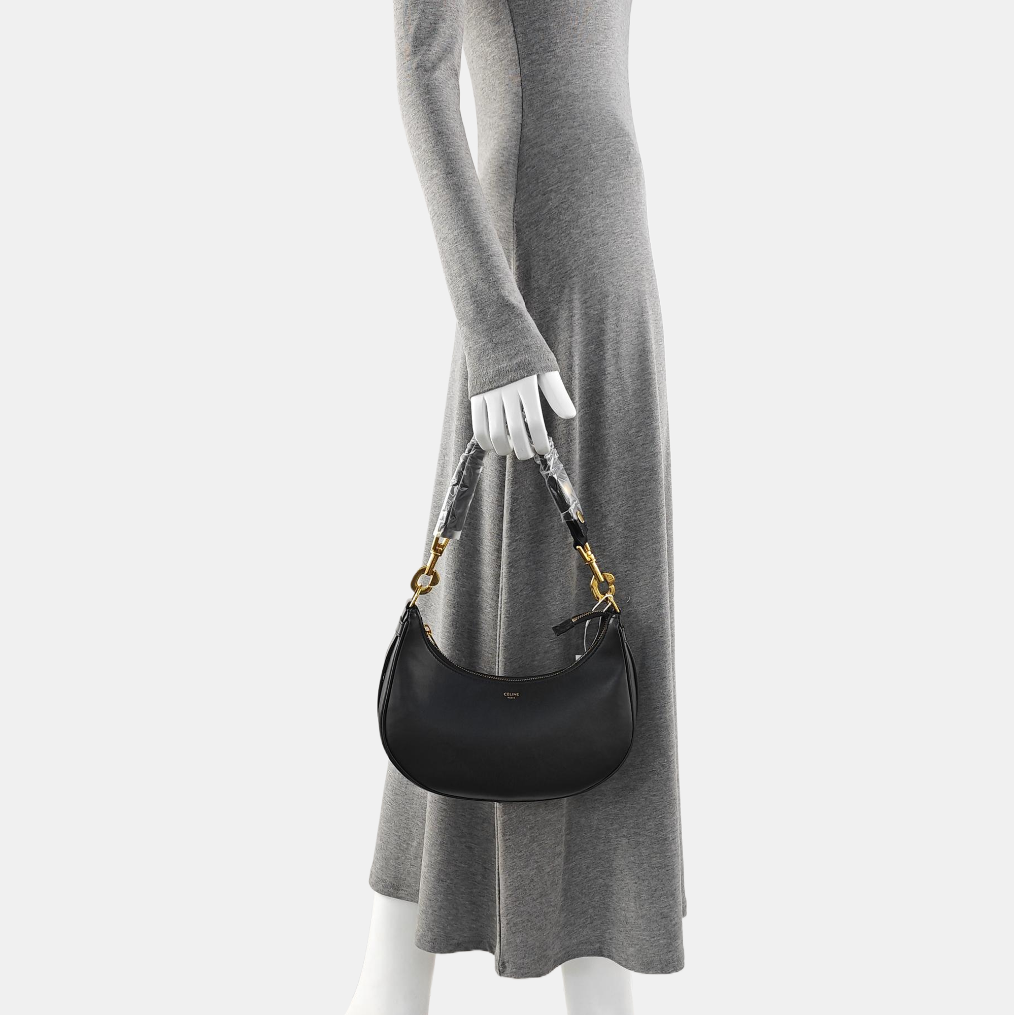 AVA Medium Calfskin Black