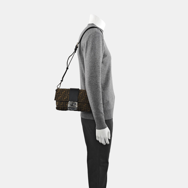 Authenticated pre-owned  Baguette Fabric Brown - Shoulder Bag at Looply