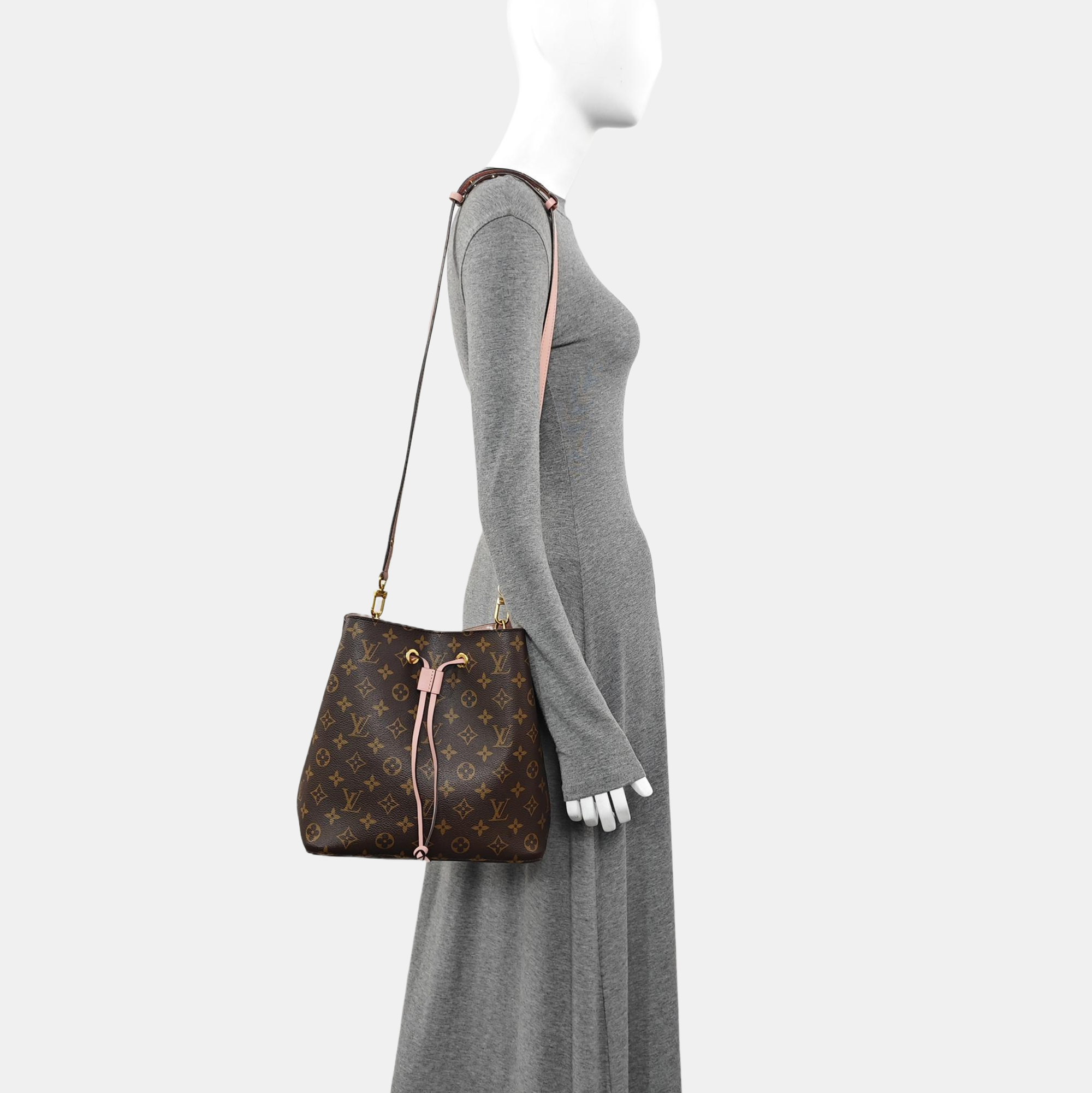 NÉONOÉ MM Monogram Coated Canvas Brown