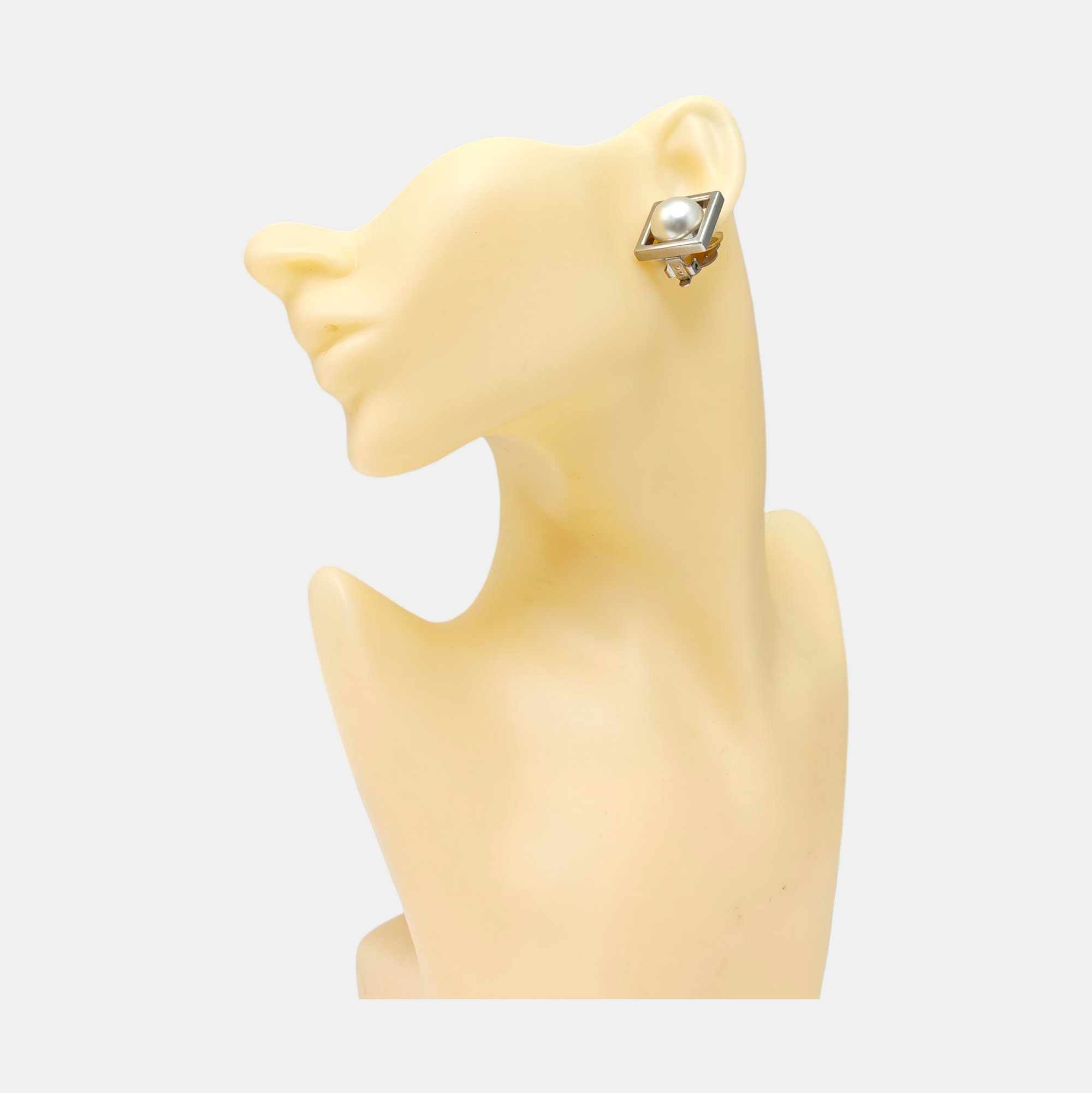 Metal Silver Clip On Earrings